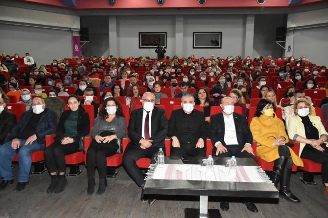 Manisa’da ‘Motivasyon Ve İnsan İlişkileri’ Konulu Seminer Düzenlendi