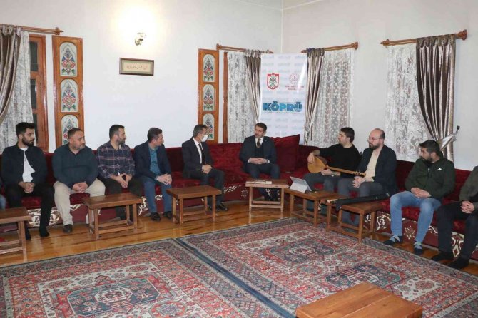 Vali Ayhan’dan Öğretmenlerle Teşekkür