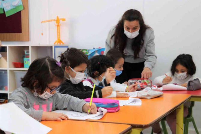 Toroslar Belediyesinden Miniklere Okul Olgunluğu Testi