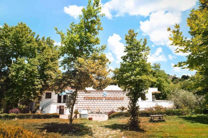 Tümbüldek Kaplıcaları Kapılarını Açtı