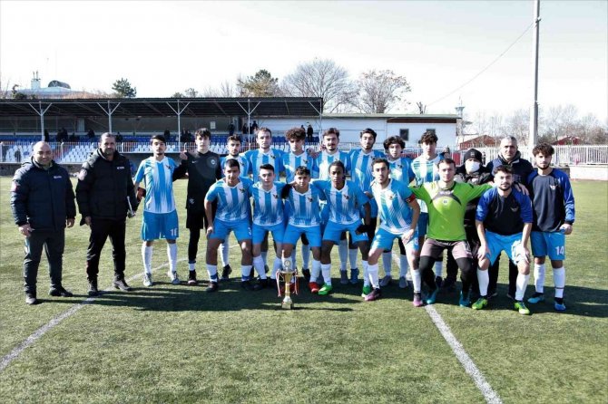 Yenimahalle Belediyespor U18 Ligi 1. Grup Şampiyonu Oldu.
