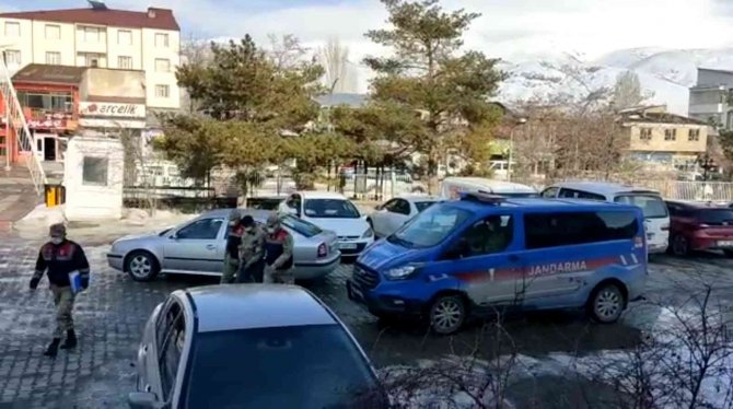Van’da Göçmen Kaçakçılığı Yapan Organizatör Tutuklandı