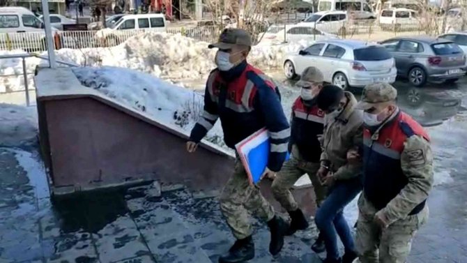 Van’da Göçmen Kaçakçılığı Yapan Organizatör Tutuklandı