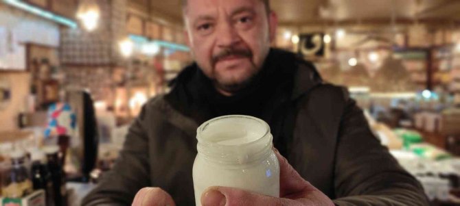 Yaptığı Bitkisel Karışımla Sedef Hastalığına Çare Buldu