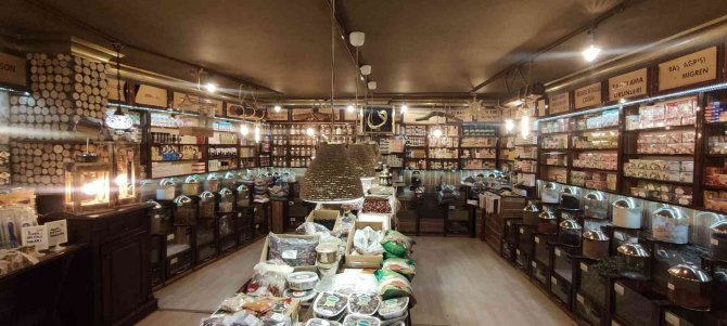 Yaptığı Bitkisel Karışımla Sedef Hastalığına Çare Buldu