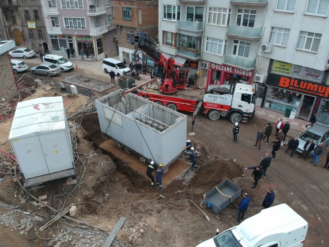 Yedaş Ekiplerinin Sinop Kent Meydanı Projesi Kapsamında Trafo Konumlandırma Çalışması