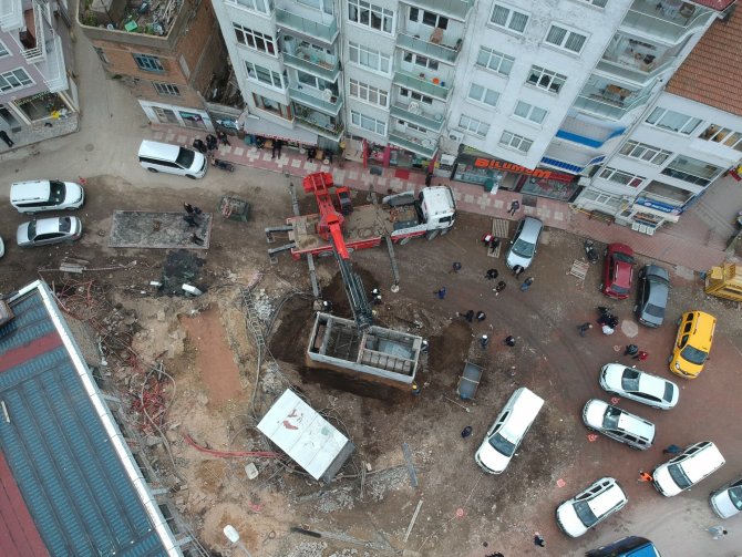 Yedaş Ekiplerinin Sinop Kent Meydanı Projesi Kapsamında Trafo Konumlandırma Çalışması