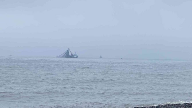 Havaların Soğumasını Fırsata Çevirmek İstediler, Denize Açıldılar