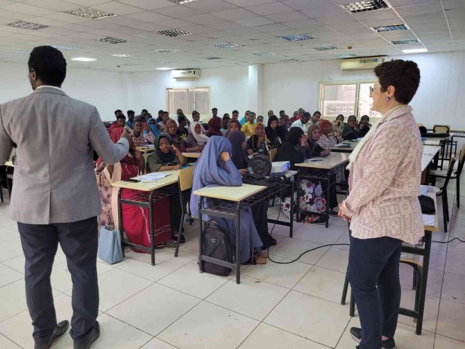 “Afrika Ülkelerinde Yurt Dışı Öğrenim Talebi Artıyor”