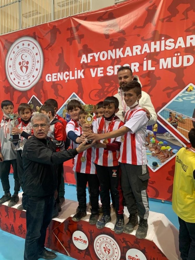 Afyonkarahisar’da Bir Köy Okulunun Başarısı