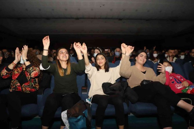 Reng-i Hakkari, Mersinlilere Unutulmaz Bir Akşam Yaşattı