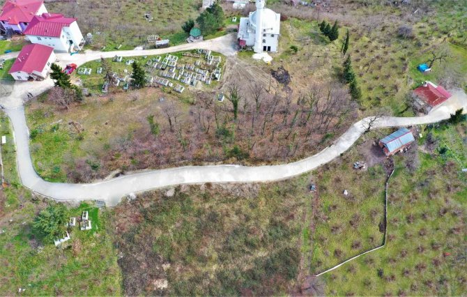 Altınordu’da Beton Yol Çalışmaları Sürüyor