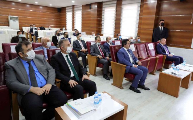 Amasya Valisi Masatlı: “Meslek Lisesi Öğrencilerimizi ‘Aranan Eleman’ Olarak Yetiştireceğiz”