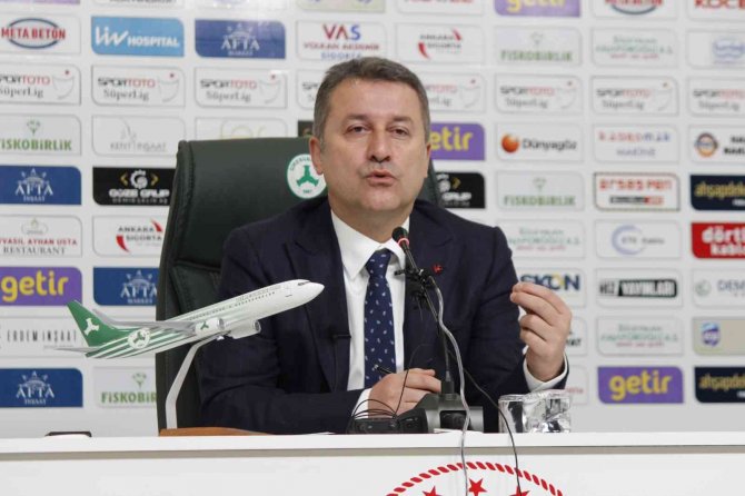 Hakan Karaahmet: "Giresunspor Şu An Tarihinin En Büyük Yalnızlığını Yaşıyor"