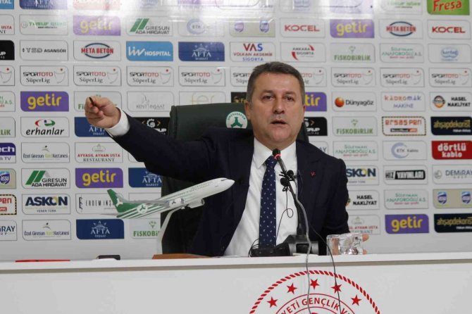 Hakan Karaahmet: "Giresunspor Şu An Tarihinin En Büyük Yalnızlığını Yaşıyor"