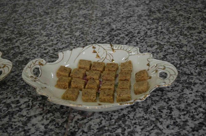 Adilcevaz Ekonomisine Ceviz Ezmesiyle Katkı