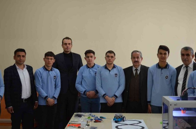 Adilcevazlı Öğrenciler Teknofest’te Yarışacak