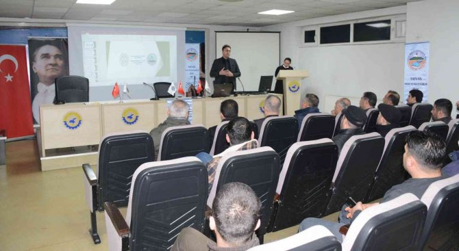Tatvan’da ‘Mesleki Eğitimi Tanıtma Ve Bilgilendirme’ Toplantısı