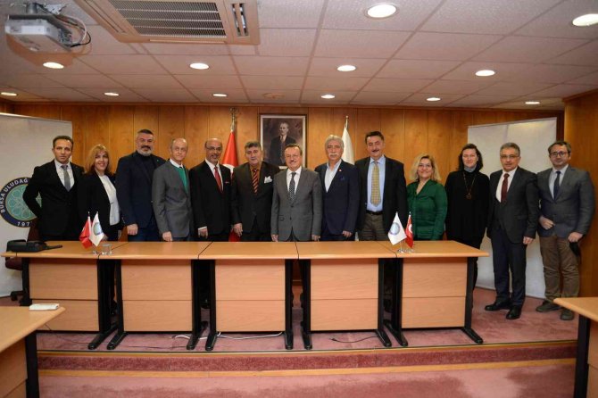 Personel Ve Öğrencilere ’Kalite Eğitimi’