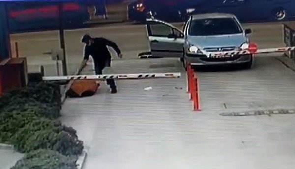 Bursa’da Cinnet Getiren Polis Memuru Vakasında Ölü Sayısı 2’ye Yükseldi