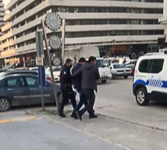 Bursa’da Cinnet Getiren Polis Memuru Vakasında Ölü Sayısı 2’ye Yükseldi