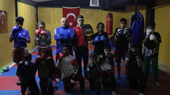 ’Cılızsın’ Denilen Sporcu Türkiye Şampiyonu Oldu