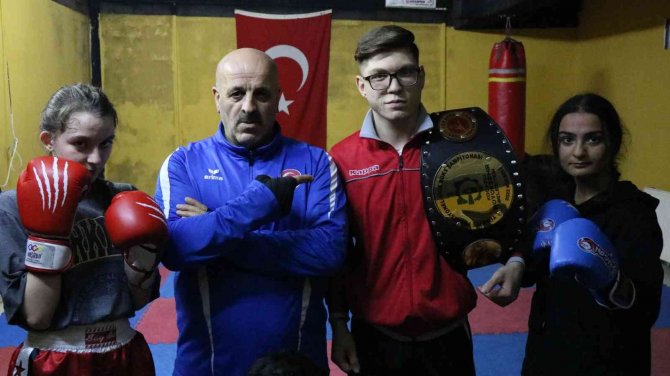 ’Cılızsın’ Denilen Sporcu Türkiye Şampiyonu Oldu