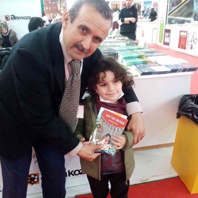 Dededen Toruna Kitap