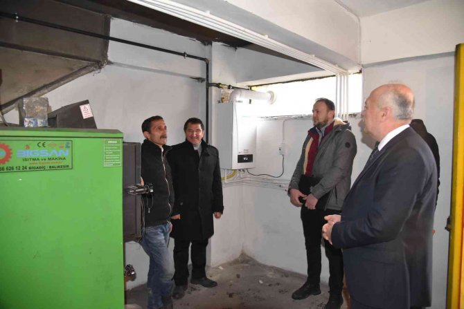Doğalgaz Dursunbey’de Konutlara Verildi