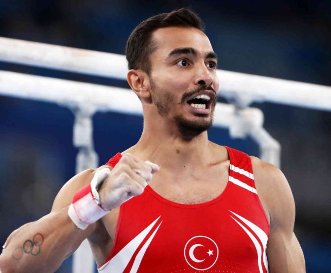 ’Yılın En İ̇yi Erkek Cimnastikçisi’ Ferhat Arıcan’dan Teşekkür Paylaşımı