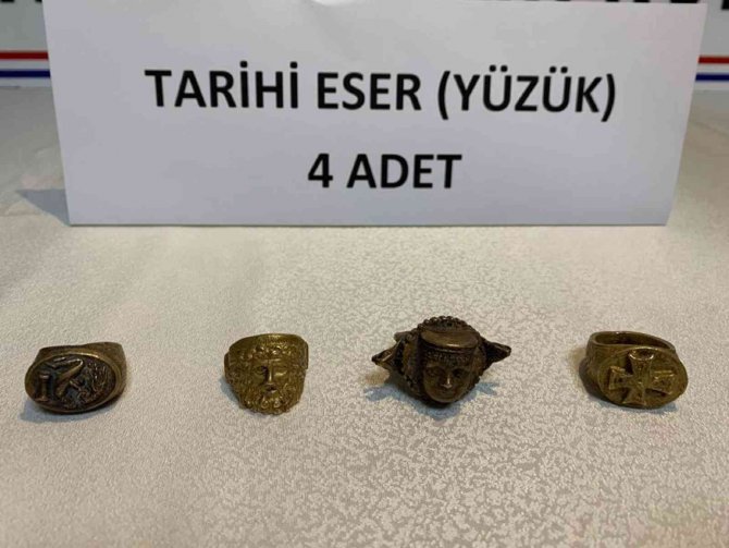 İ̇skenderun’da Tarihi Eser Operasyonu: 3 Gözaltı