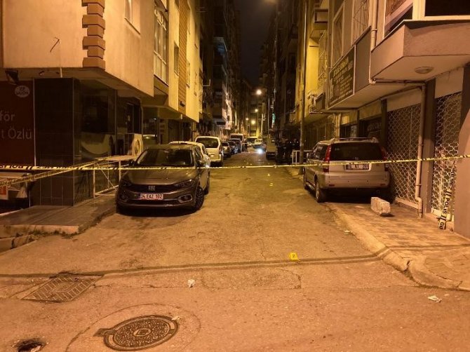 İ̇zmir’de Polisi Ve Eshot Çalışanlarını Yaralayan Şüpheliler Tutuklandı