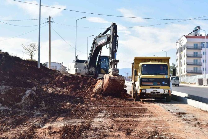 Şehir Hastanesi Yolunda Yol Genişletme Çalışması