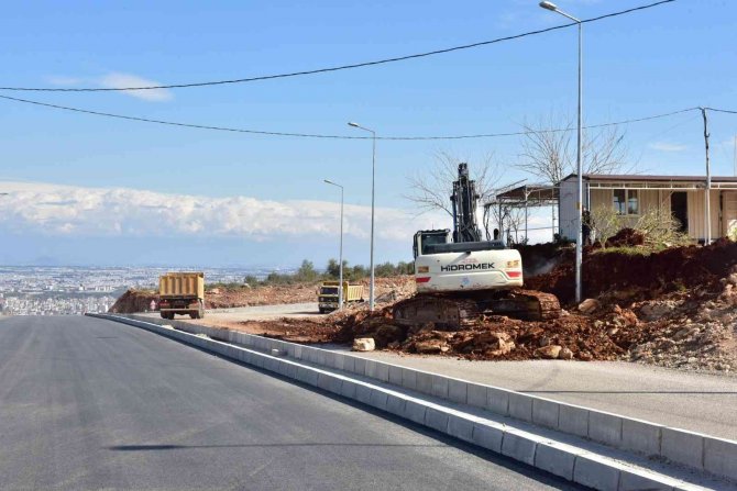 Şehir Hastanesi Yolunda Yol Genişletme Çalışması