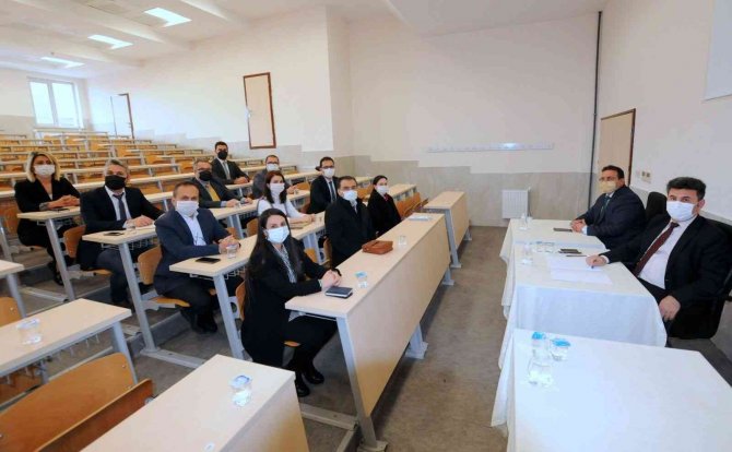 Akademik Kurul Toplantısı Gerçekleştirildi