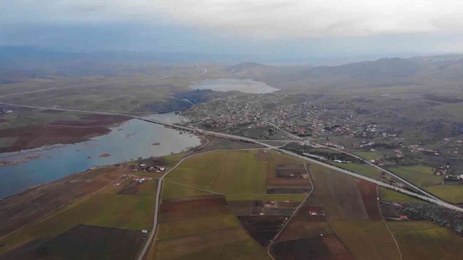 Artan Yağışlar Kuraklık Endişesindeki Çiftçiye Umut Oldu: "Bu Sene Bolluk Var"