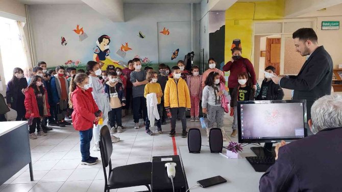 Köyceğizli Öğrenciler “Okur-gezer” Projesi İle Okuma Alışkanlığı Kazanıyor