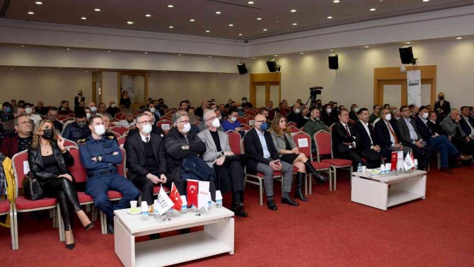 Kuşadası Kruvaziyerde ‘Home Port’ Oluyor