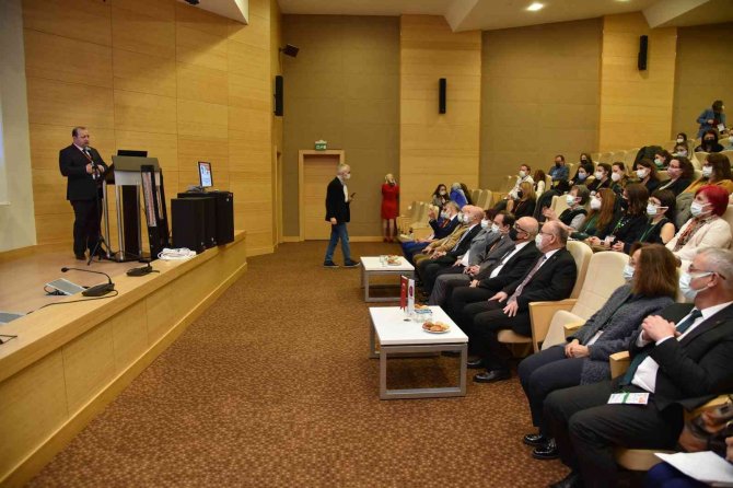 Vali Karadeniz, 4. Güncel Diyaliz Uygulamaları Kursuna Katıldı