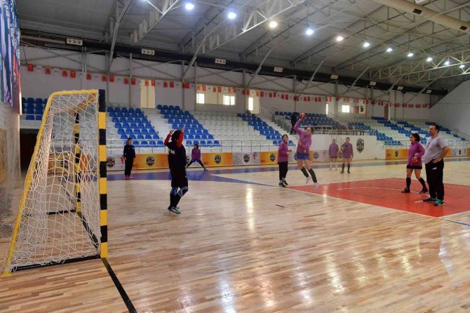 Mersin Büyükşehir Kadın Hentbol Takımı, Süper Lig Yolunda