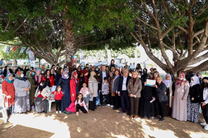 ‘Evimiz Atölye’ Projesi, Kadınlara Kazanç Kapısı Oldu