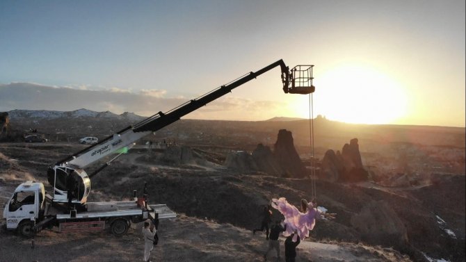 Ünlü Fotoğrafçı Burak Yıldırım: “Turistlerin Yeni Gözdesi Vinçte Salıncak’