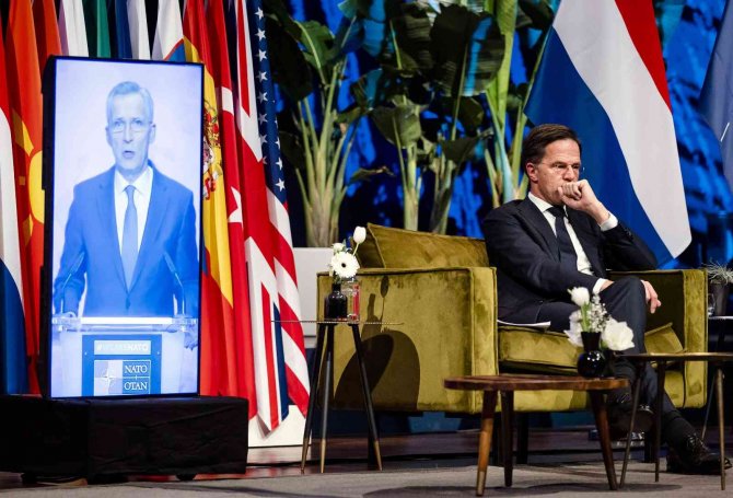 Stoltenberg: “Moskova, Güvenliğimiz İçin Temel İlkelere Meydan Okuyor”