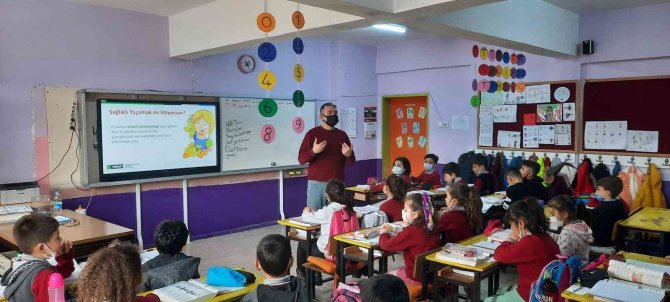 Sarıgöl’deki Okullarda ’Türkiye Bağımlılıkla Mücadele Eğitim’ Kursu Açıldı