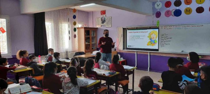 Sarıgöl’deki Okullarda ’Türkiye Bağımlılıkla Mücadele Eğitim’ Kursu Açıldı