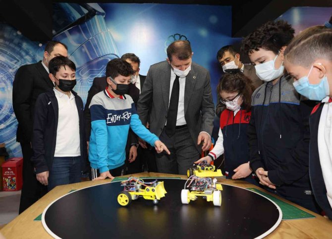 Sivas’ta Yapılacak Robot Yarışmasına Yoğun Başvuru