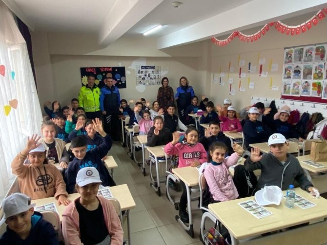 Öğrencilere Polislik Mesleği Anlatıldı