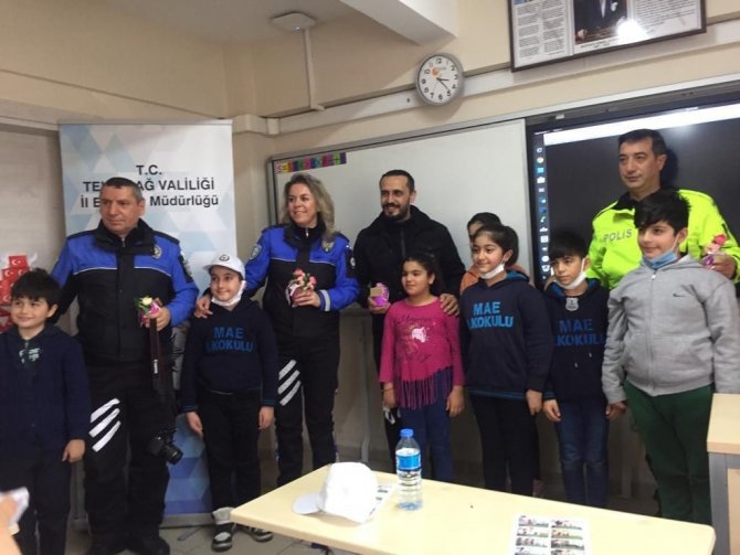 Öğrencilere Polislik Mesleği Anlatıldı