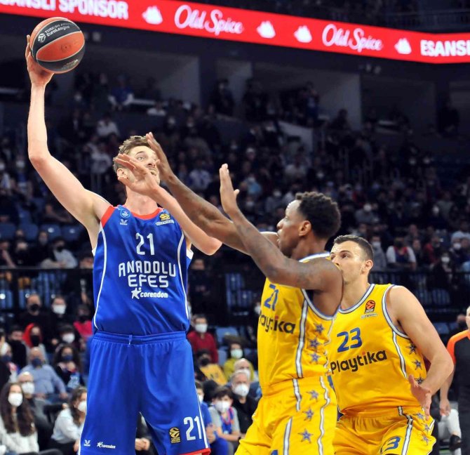 Thy Euroleague: Anadolu Efes: 109 - Maccabi Tel Aviv: 77