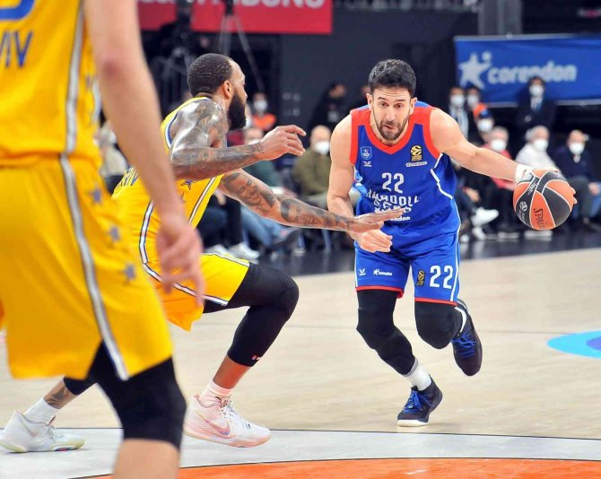 Thy Euroleague: Anadolu Efes: 109 - Maccabi Tel Aviv: 77